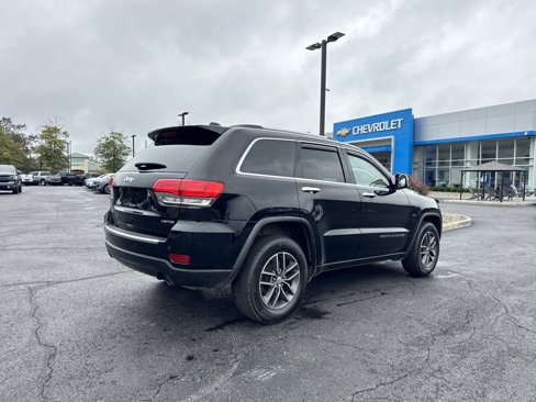 Used 2017 Jeep Grand Cherokee Limited image 5