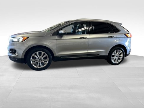 Used 2020 Ford Edge Titanium image 3