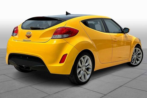 Used 2015 Hyundai Veloster w/ Option Group 02 image 12