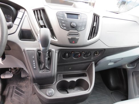 Used 2017 Ford Transit 150 XL image 5