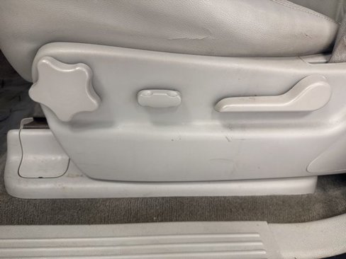 Used 2013 Chevrolet Suburban LT w/ Texas Edition image 15