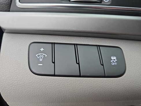 Used 2018 Hyundai Elantra SE w/ SE Connectivity Package 04 image 24