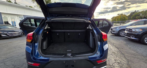 Used 2020 Buick Encore GX Select image 11