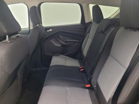 Used 2019 Ford Escape SE image 18