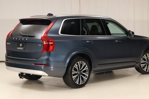 Used 2022 Volvo XC90 T5 Momentum w/ Advanced Package image 17