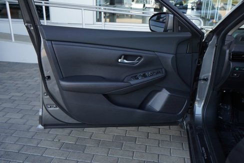 Used 2021 Nissan Sentra SV image 14
