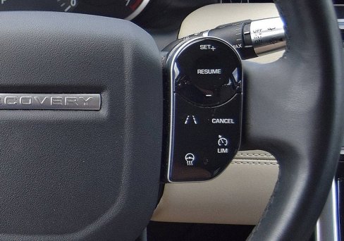 Used 2020 Land Rover Discovery Sport S image 21