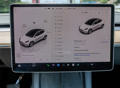 Used 2023 Tesla Model Y Long Range image 8