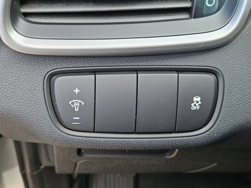 Used 2017 Kia Sorento L image 21