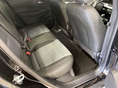 New 2025 Chevrolet Trax LT w/ LT Convenience Package image 12
