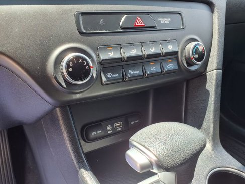Used 2019 Kia Sportage LX image 27