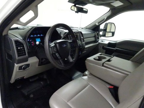Used 2020 Ford F250 XL w/ Power Equipment Group image 19