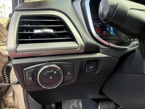 Used 2018 Ford Fusion S image 18
