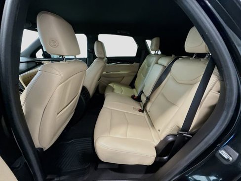 Used 2017 Cadillac XT5 FWD w/ LPO, Wheel Lock Package image 19