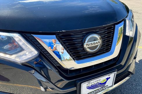 Used 2018 Nissan Rogue S image 29