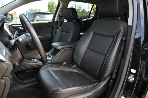 Used 2023 GMC Acadia SLT w/ Preferred Package image 7