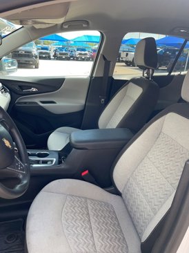 Used 2024 Chevrolet Equinox LS w/ LS Convenience Package image 6