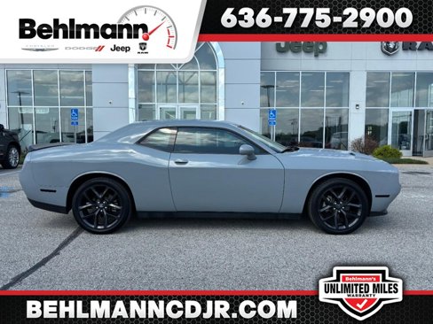 Used 2021 Dodge Challenger SXT w/ Blacktop Package image 1