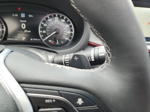 Used 2023 INFINITI QX50 Sport image 38