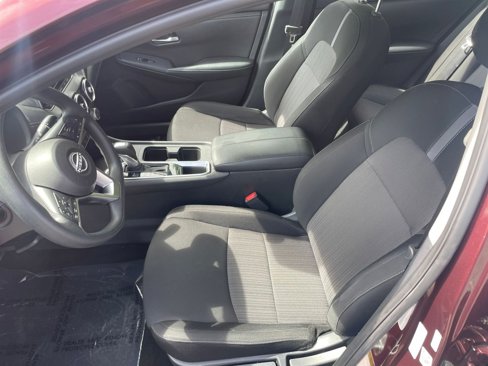Used 2024 Nissan Sentra SV image 23
