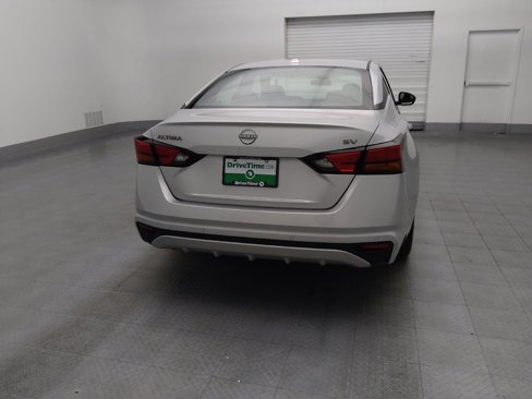 Used 2023 Nissan Altima 2.5 SV image 7