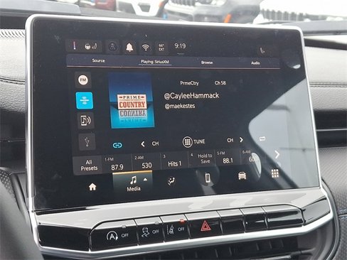 New 2025 Jeep Compass Latitude w/ Altitude Special Edition image 8