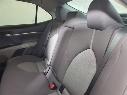Used 2024 Toyota Camry LE image 12