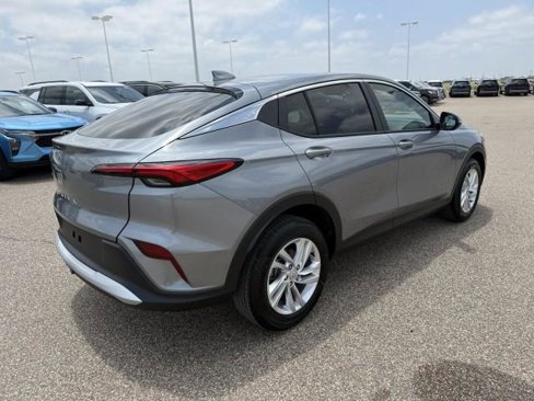 New 2025 Buick Envista Preferred image 7