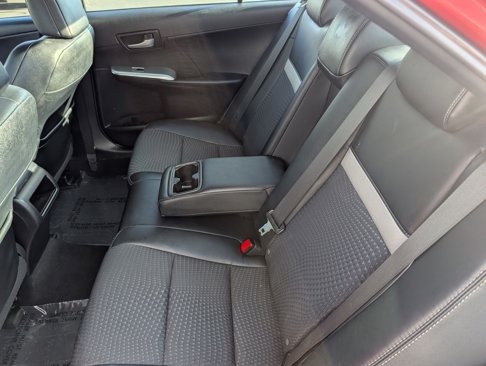 Used 2012 Toyota Camry SE image 23