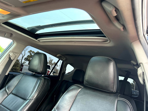 Used 2018 Toyota RAV4 XLE Premium image 32
