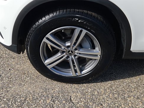 Used 2022 Mercedes-Benz GLC 300 4MATIC image 7