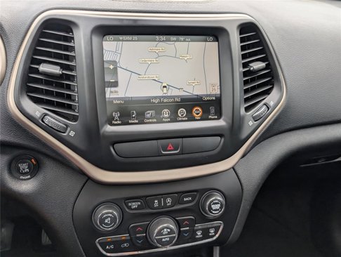Used 2016 Jeep Cherokee Limited w/ Luxury Group image 25