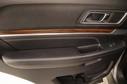 Used 2019 Ford Explorer Limited w/ Class III Trailer Tow Package image 19