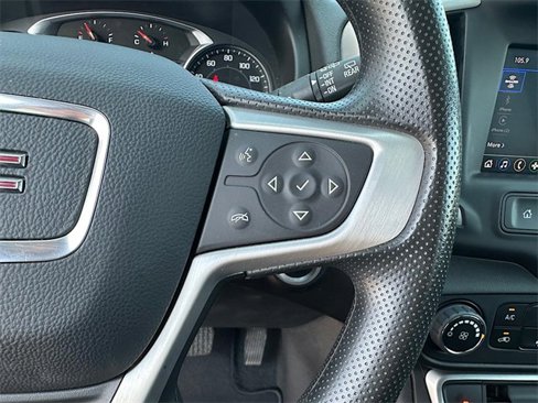 Used 2024 GMC Terrain SLE image 22