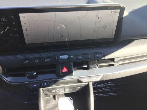 New 2025 Kia K4 GT-Line image 12