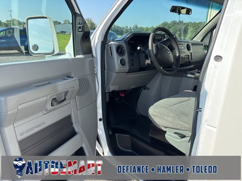 Used 2011 Ford E-350 and Econoline 350 Super Duty w/ Shuttle Bus Prep Pkg image 16