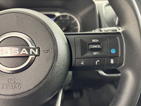 Used 2023 Nissan Rogue SV image 26
