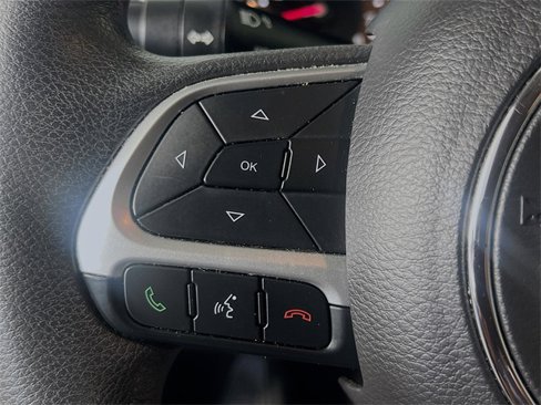 Used 2018 Jeep Compass Sport image 6