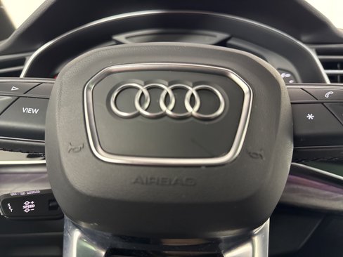Used 2021 Audi Q7 3.0T Prestige image 34