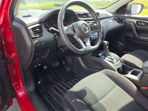 Used 2018 Nissan Rogue Sport S image 20