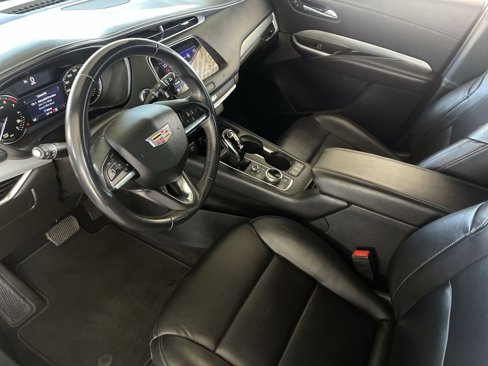 Used 2020 Cadillac XT4 Premium Luxury image 10