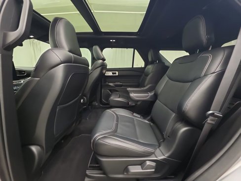 Used 2020 Ford Explorer ST w/ ST Street Pack image 24