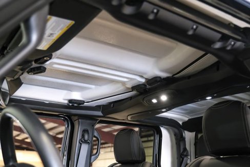 Used 2025 Jeep Gladiator Sport image 13