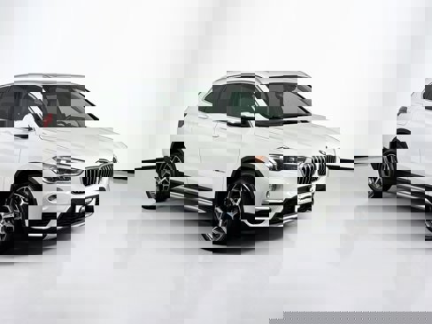 Used 2018 BMW X1 xDrive28i image 2