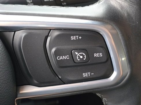 Used 2021 Jeep Wrangler Unlimited Sahara image 19