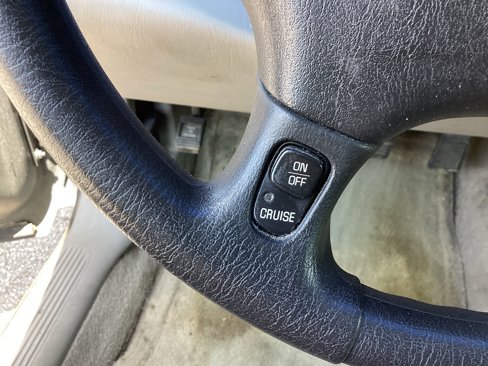 Used 2004 Buick Le Sabre Custom image 17