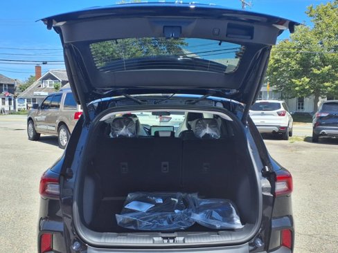 New 2025 Ford Escape SE image 9