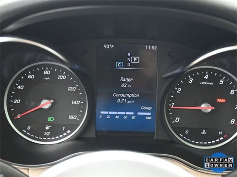 Used 2022 Mercedes-Benz GLC 300 image 2