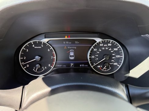 Used 2022 Nissan Altima 2.5 SV image 18