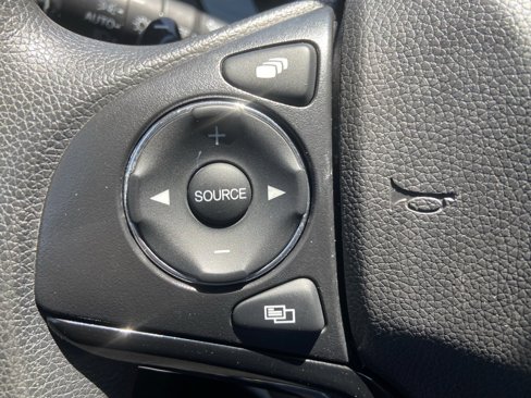 Used 2021 Honda HR-V EX image 16